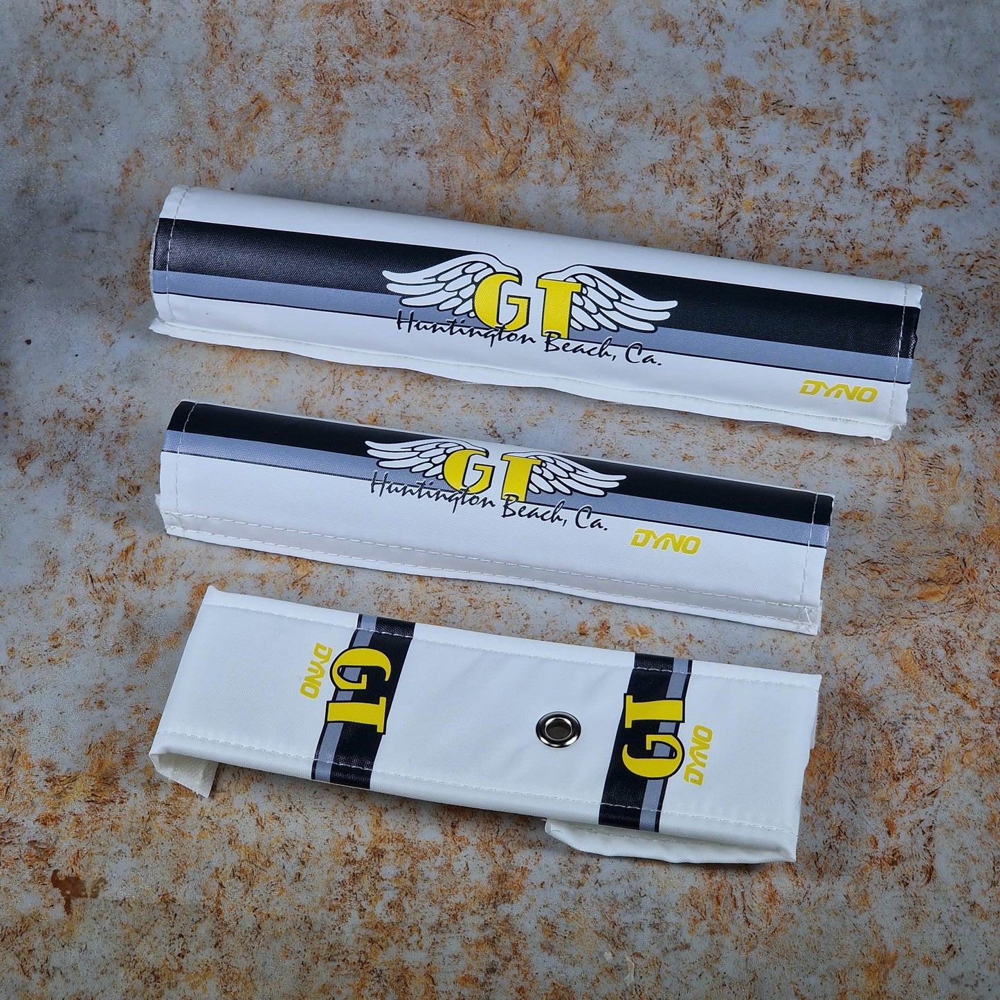 Flite Old School BMX 1.25" / Black/Grey / With Grommet GT Huntington Beach 1986-1988 Pad Set by Flite