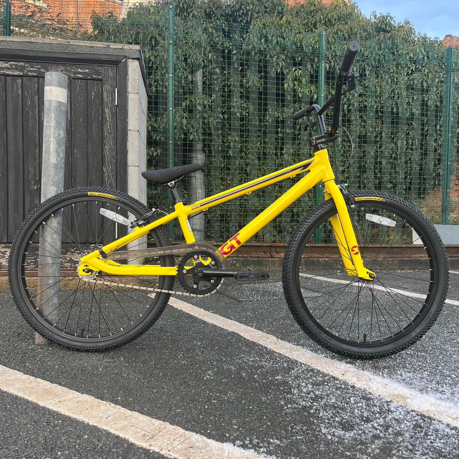 GT Mach One Pro 24 Cruiser BMX Race Bike Yellow Alans BMX