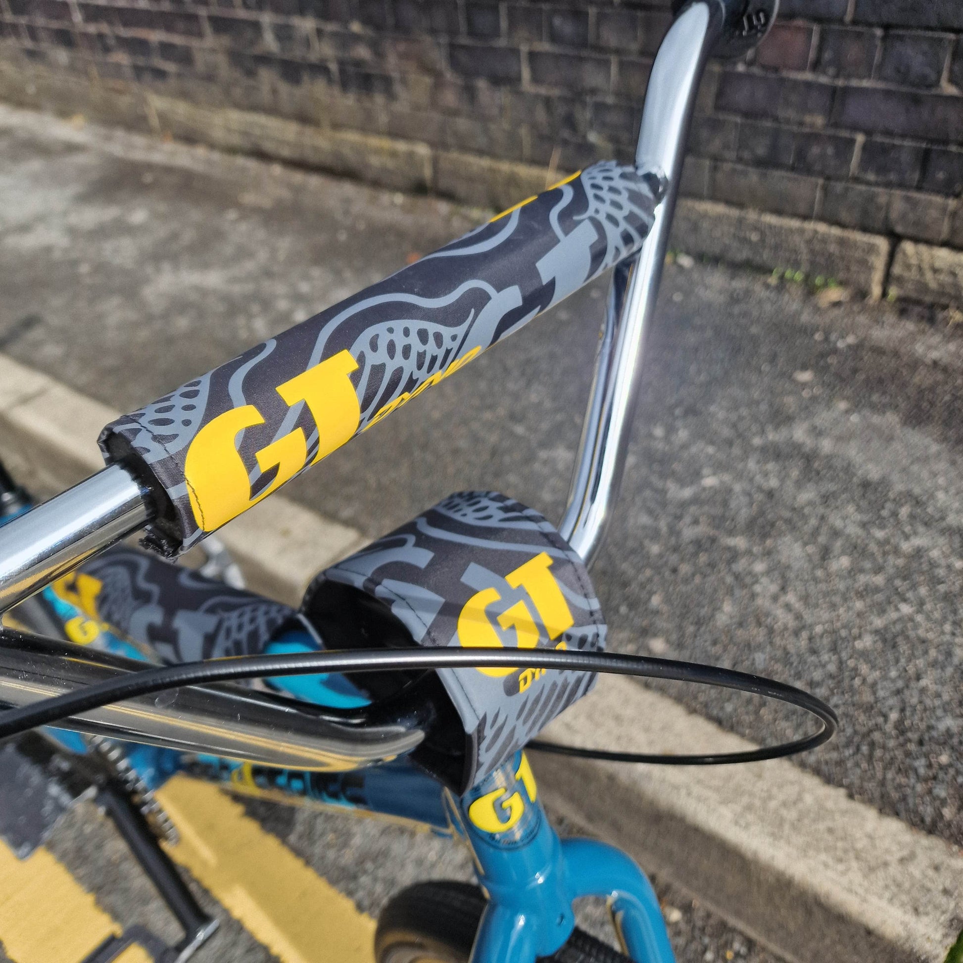 GT BMX Racing Bikes GT Pro Series Heritage 24 Inch Bike Dusty Blue Race Edition
