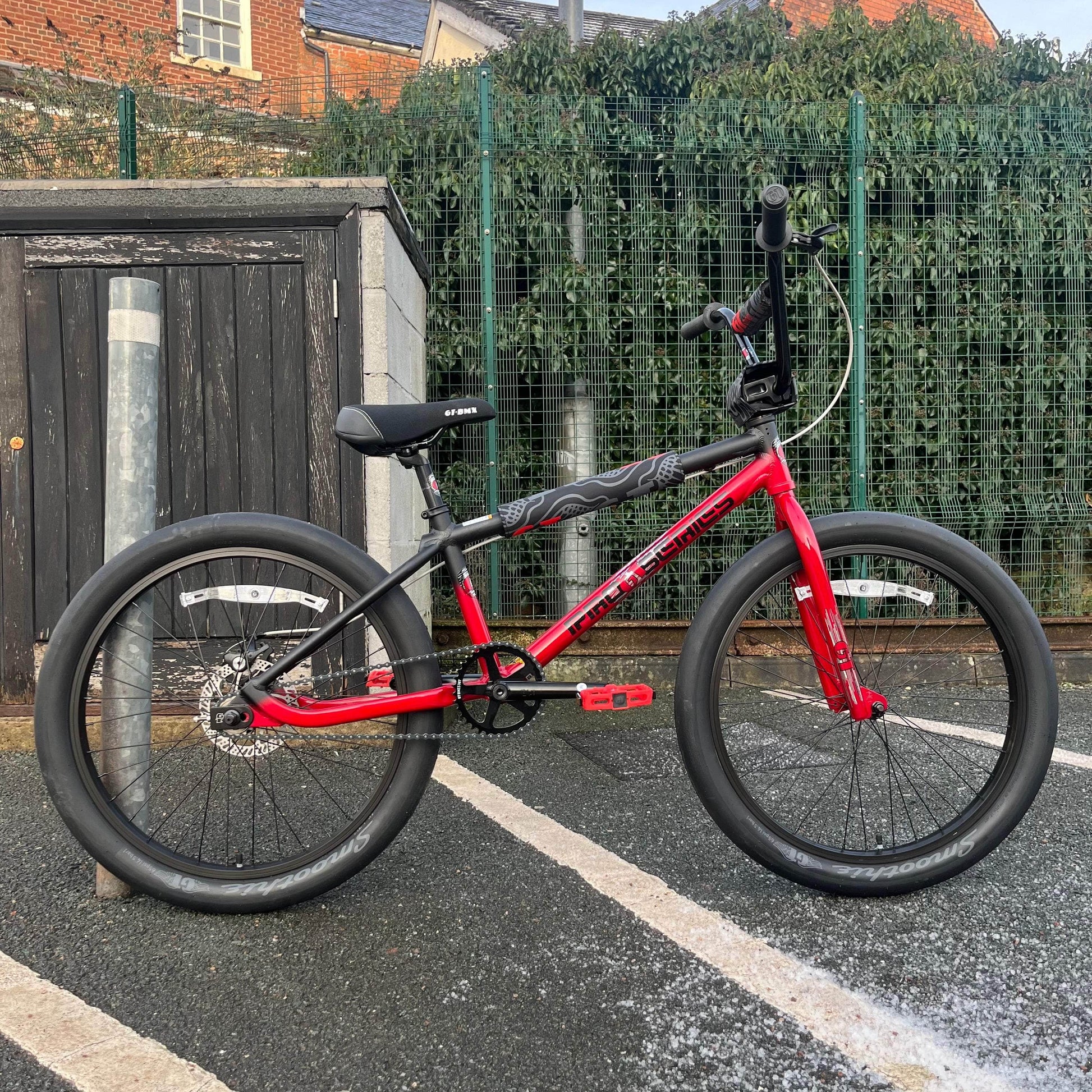 Custom 24 Inch Bmx Cruiser GT Pro Series Heritage 24 Inch Bike Red