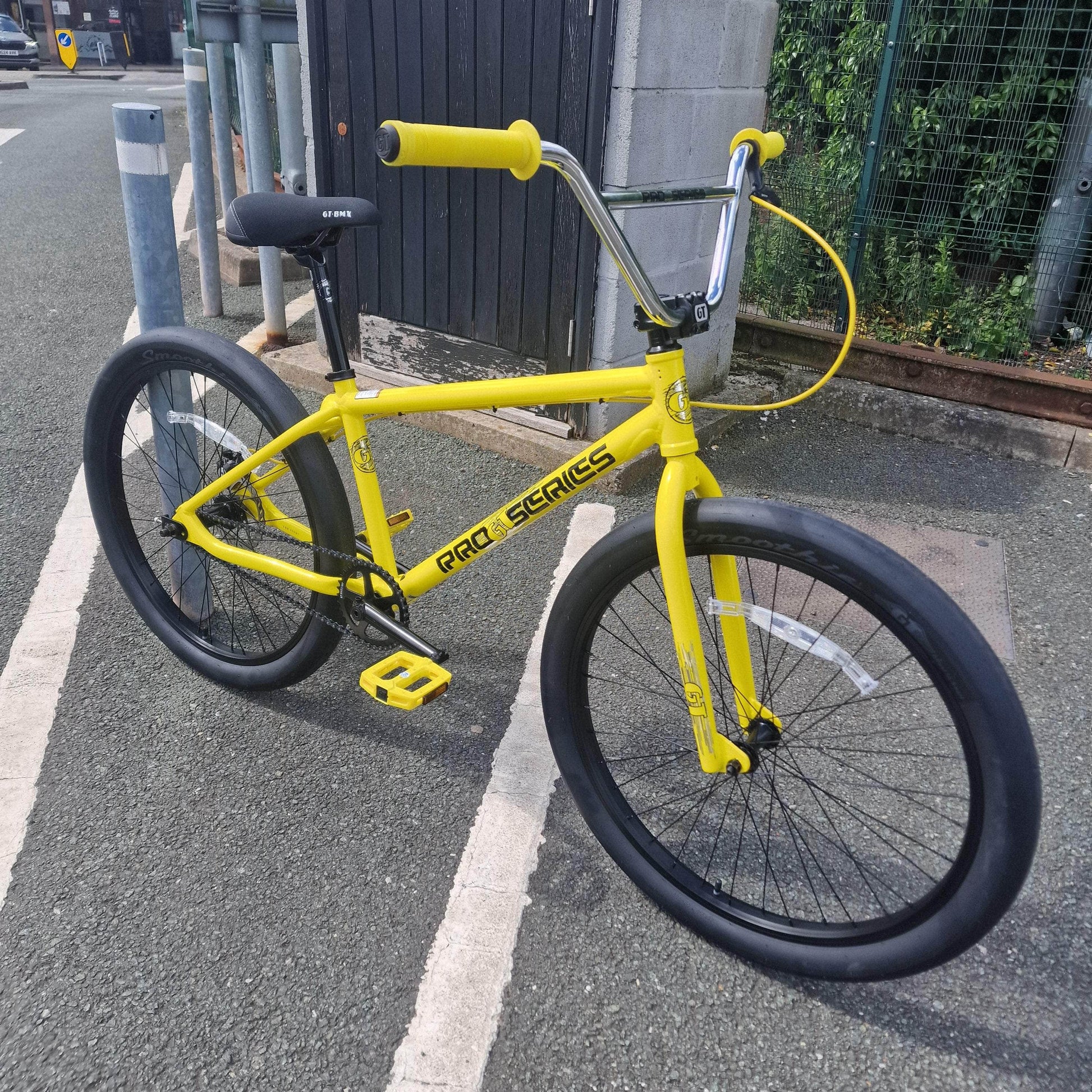 GT Wheelie Parts Yellow GT Pro Series Heritage 26 Inch Bike Yellow