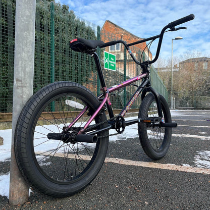 GT BMX Flatland GT Slammer Mercado Bike Raspberry / Black Fade Flatland Edition