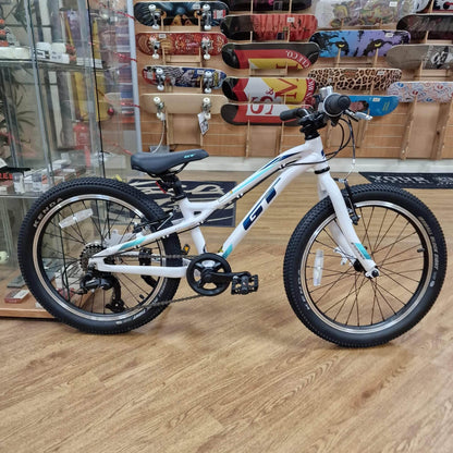 GT Bikes White GT Stomper Ace 20 Inch Kids Mountain Bike White