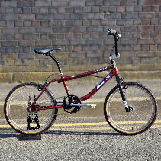 GT Old School BMX Bikes GT Vertigo 1996 Bike Red / Black Splatter