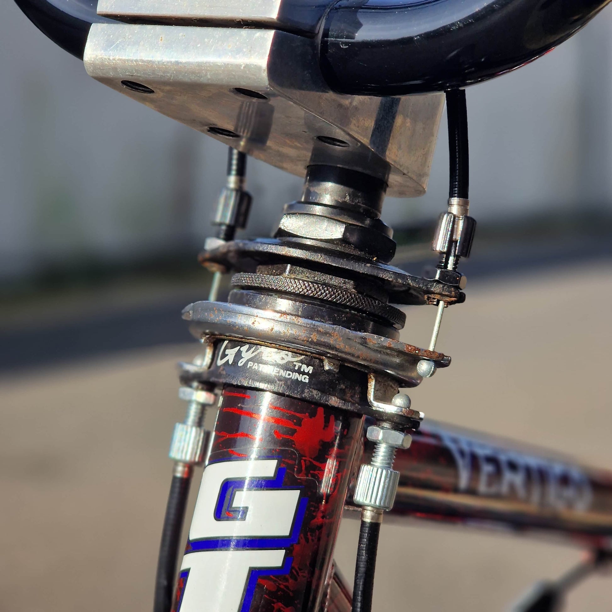 GT Old School BMX Bikes GT Vertigo 1996 Bike Red / Black Splatter