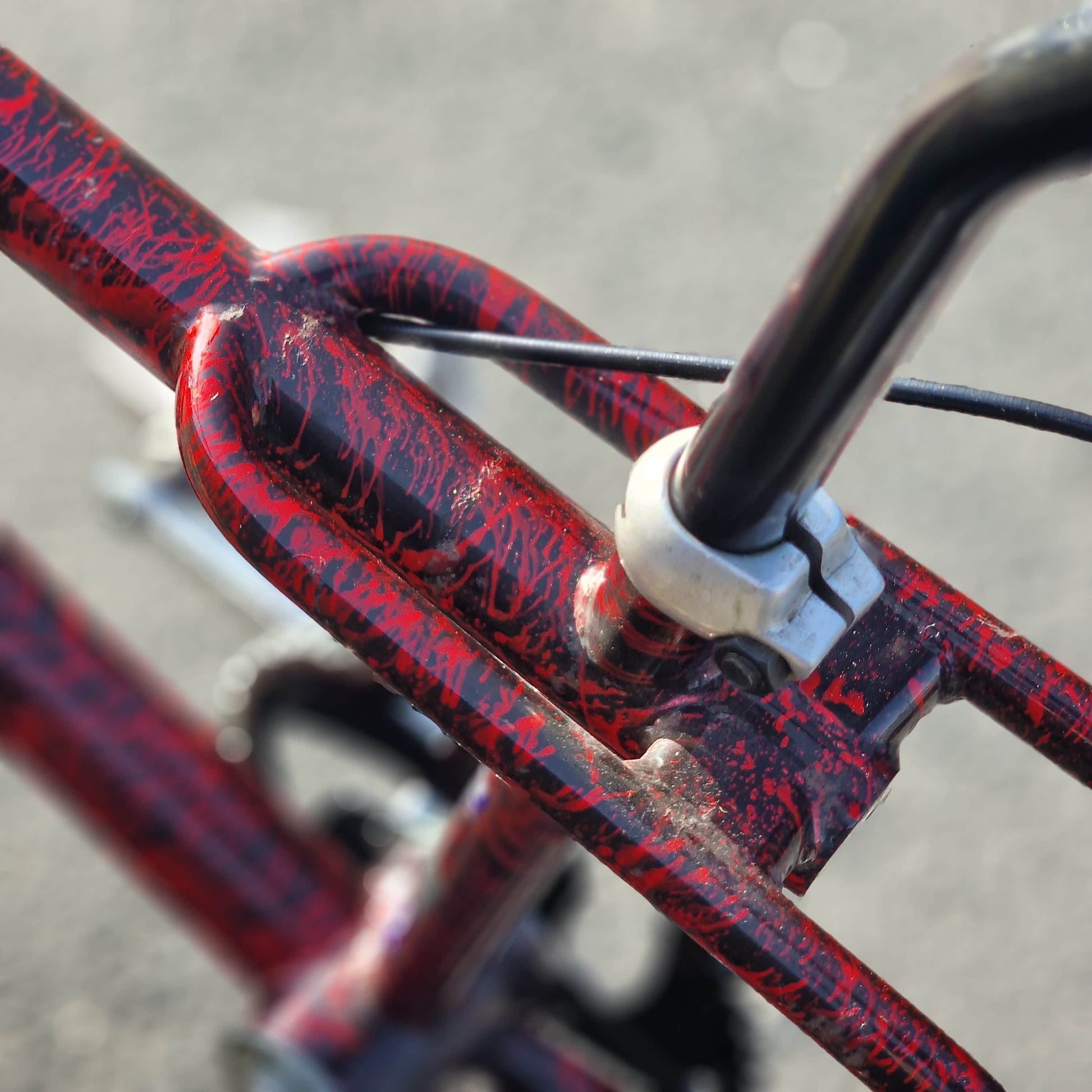 GT Old School BMX Bikes GT Vertigo 1996 Bike Red / Black Splatter