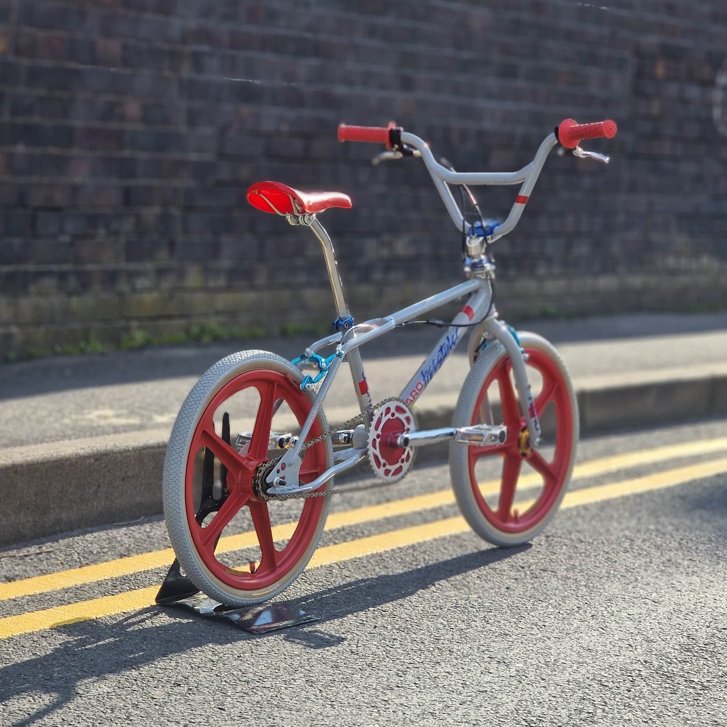 Haro Old School BMX Bikes Grey/Red/Blue Haro 1985 Sport Custom Bike Grey / Red / Blue Previously Owned