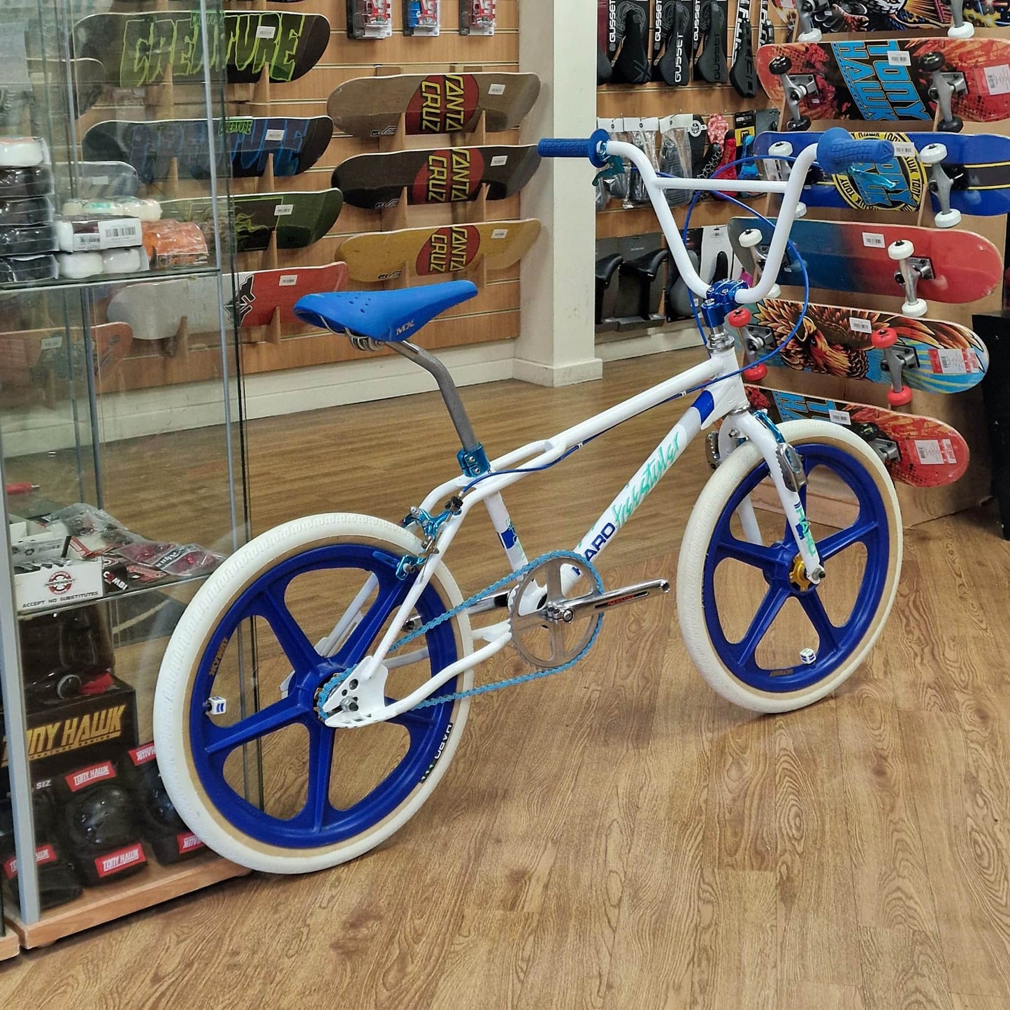 Haro Old School BMX Bikes Haro 1985 Sport Custom Bike White / Blue Previously Owned