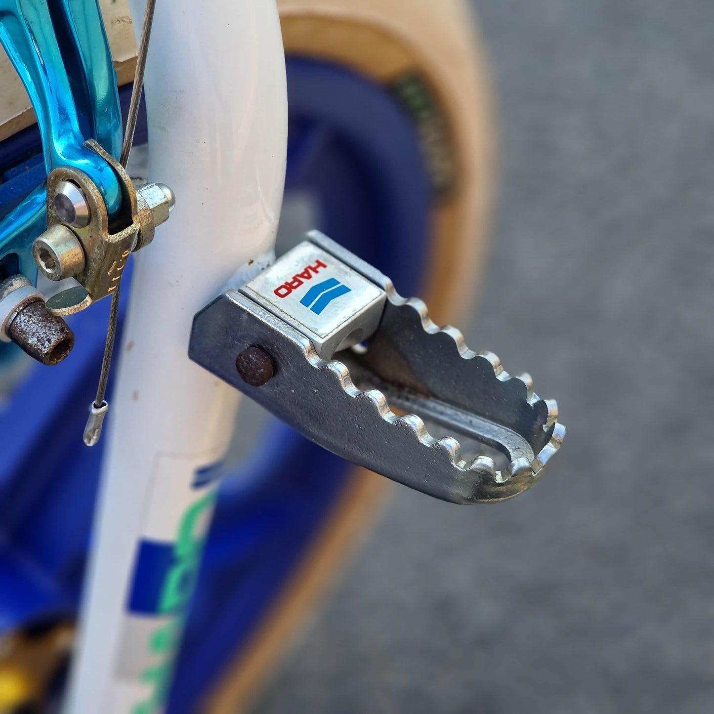 Haro Old School BMX Bikes Haro 1985 Sport Custom Bike White / Blue Previously Owned