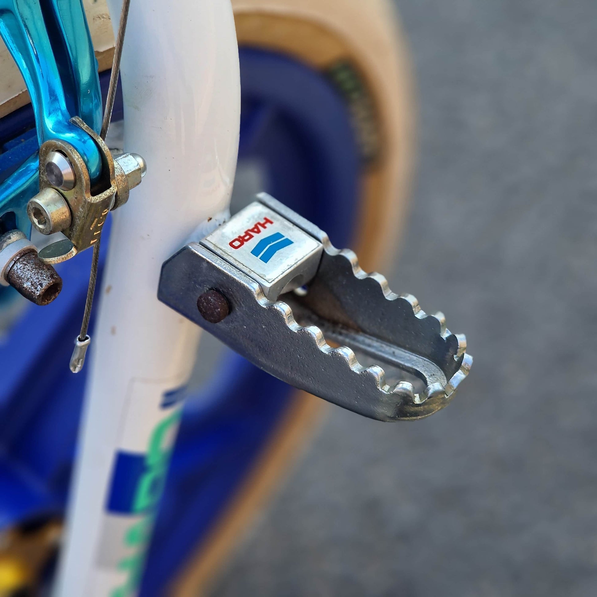 Haro Old School BMX Bikes Haro 1985 Sport Custom Bike White / Blue Previously Owned