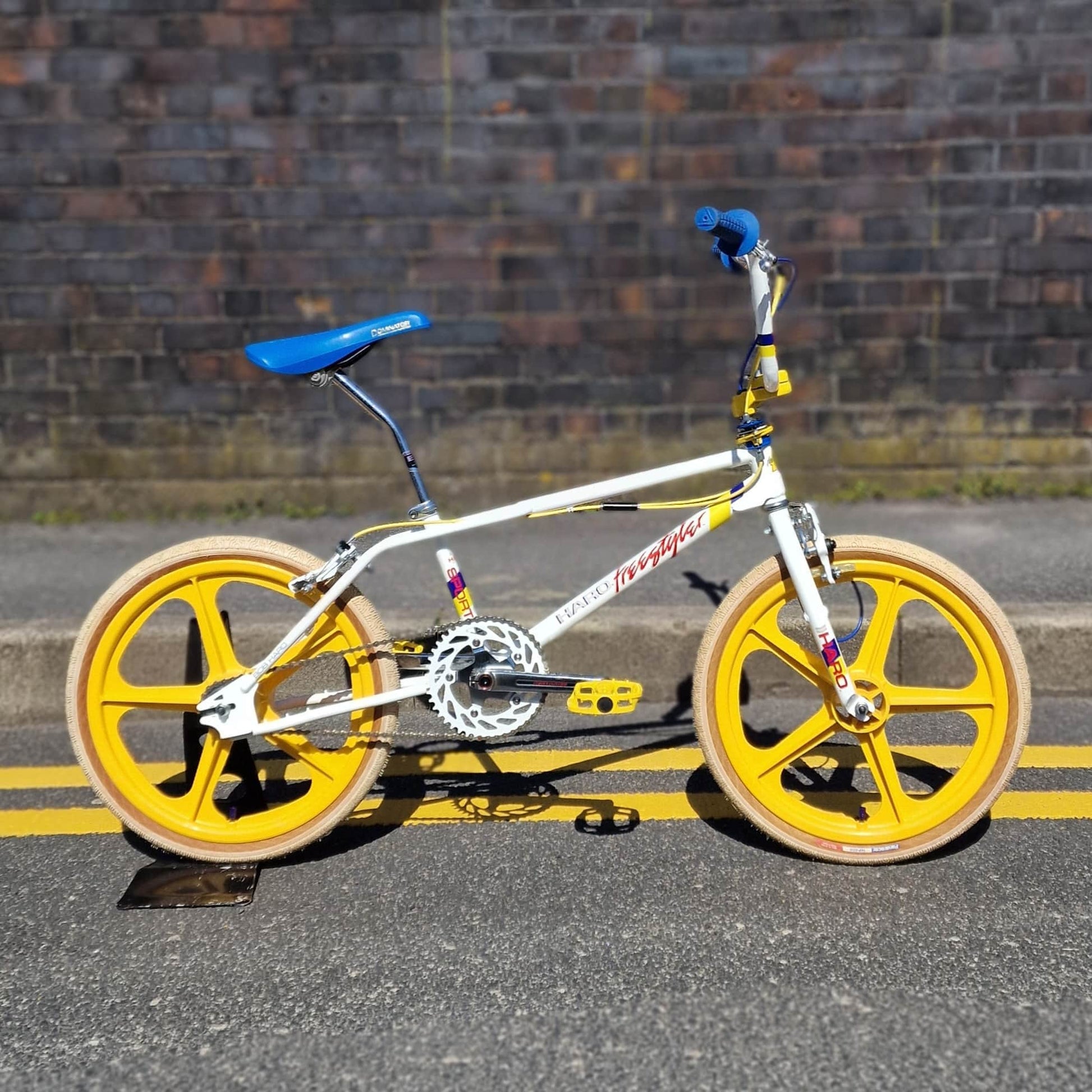 Haro Old School BMX Bikes White/Yellow/Blue Haro 1988 Sport Custom Bike White / Yellow Previously Owned