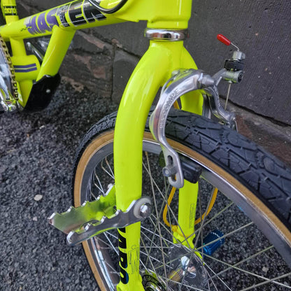 Haro Old School BMX Haro 1989 Bashguard Team Master Bike Neon Yellow