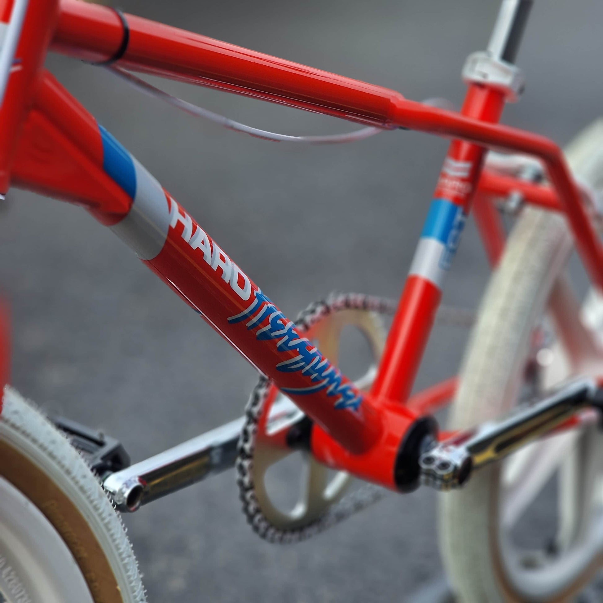 Haro Old School BMX Bikes Haro 2015 (1985 re-issue) FST Sport Red/White