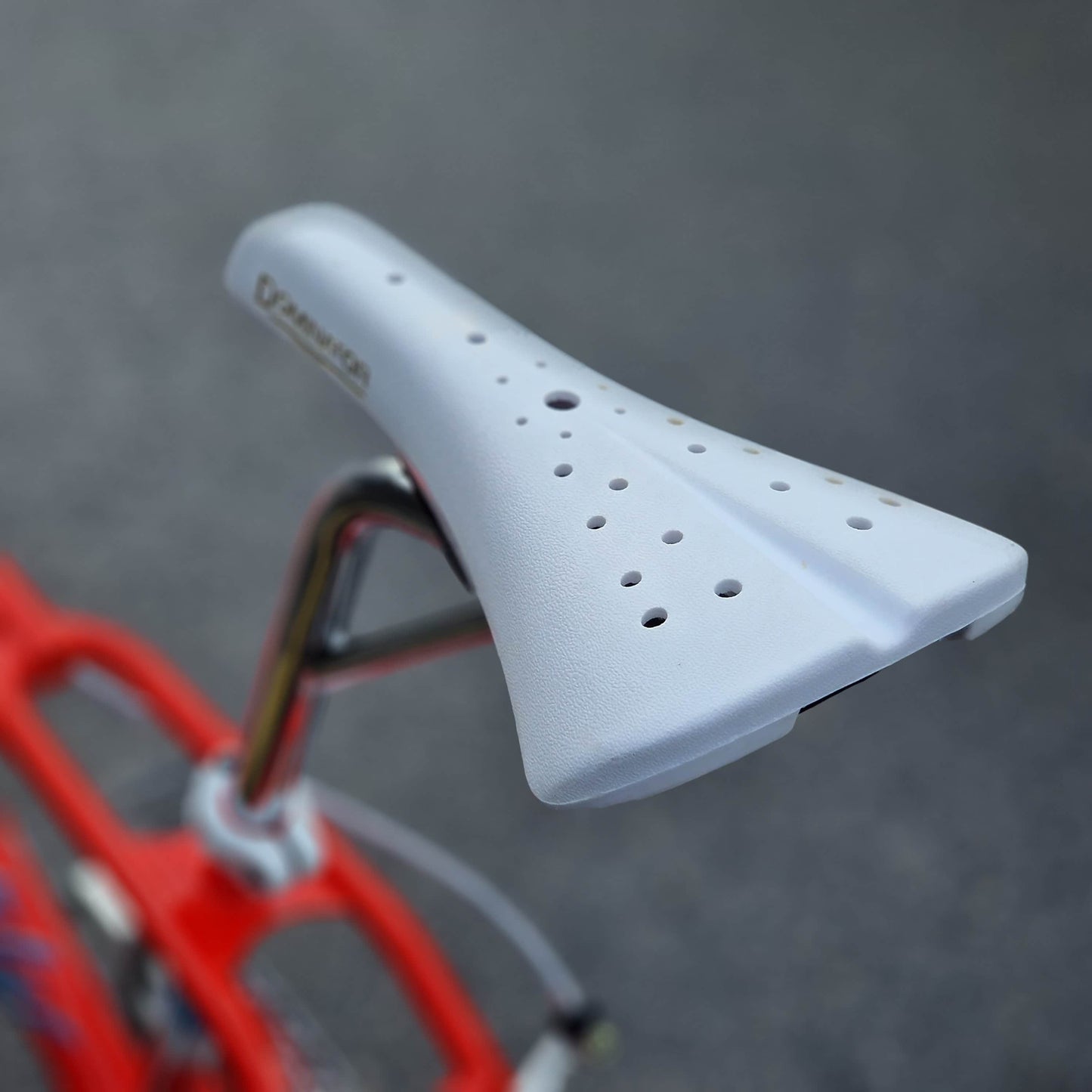 Haro Old School BMX Bikes Haro 2015 (1985 re-issue) FST Sport Red/White