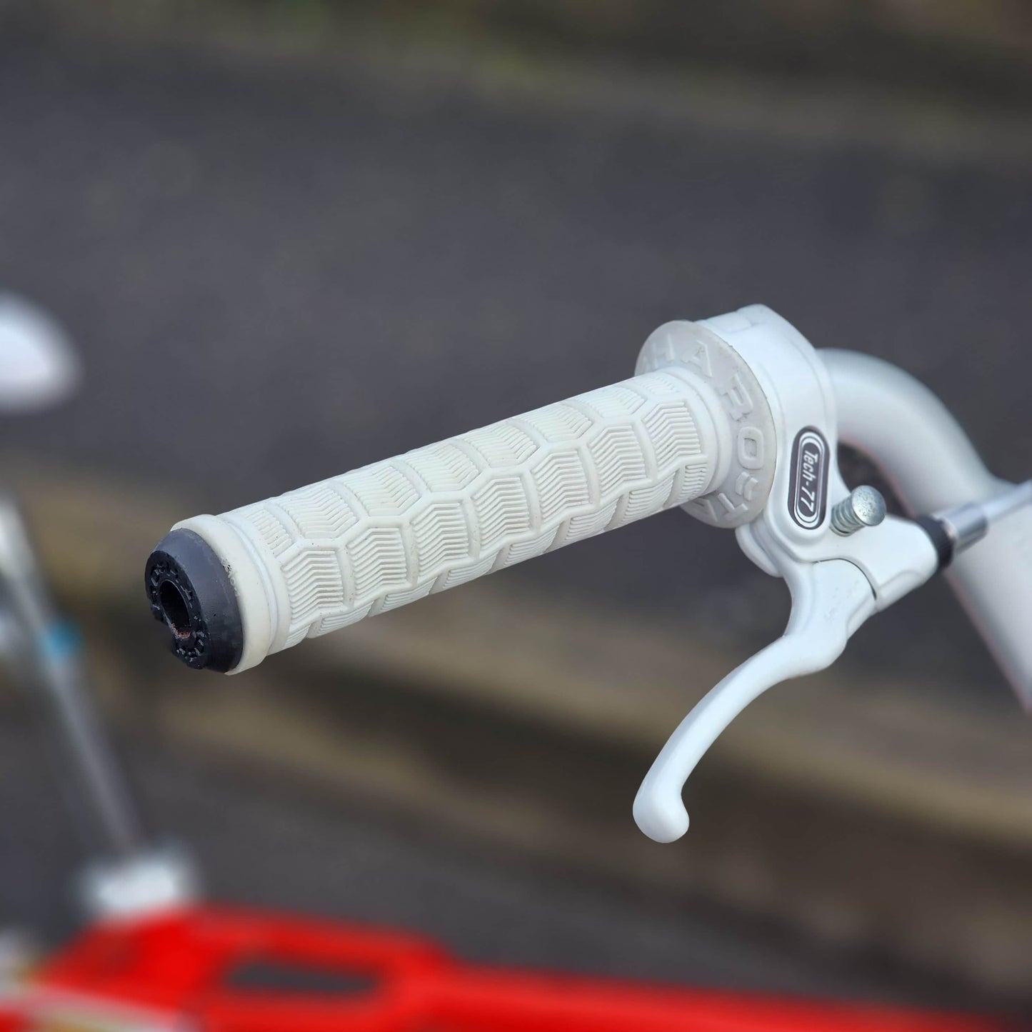 Haro Old School BMX Bikes Haro 2015 (1985 re-issue) FST Sport Red/White