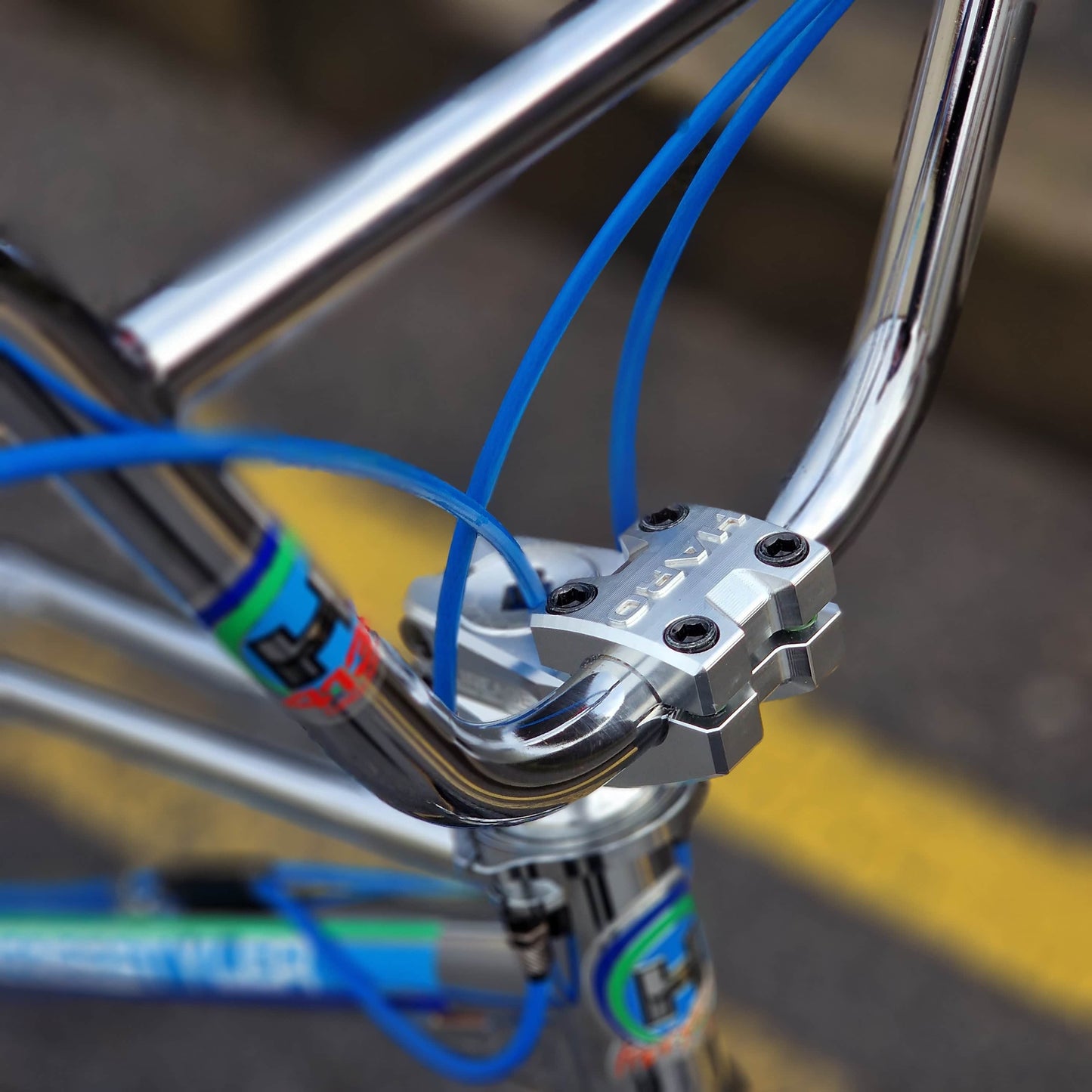 Haro Old School BMX Bikes Haro 40th Anniversary Bob Haro Freestyler Bike Chrome with Skyway Graphites