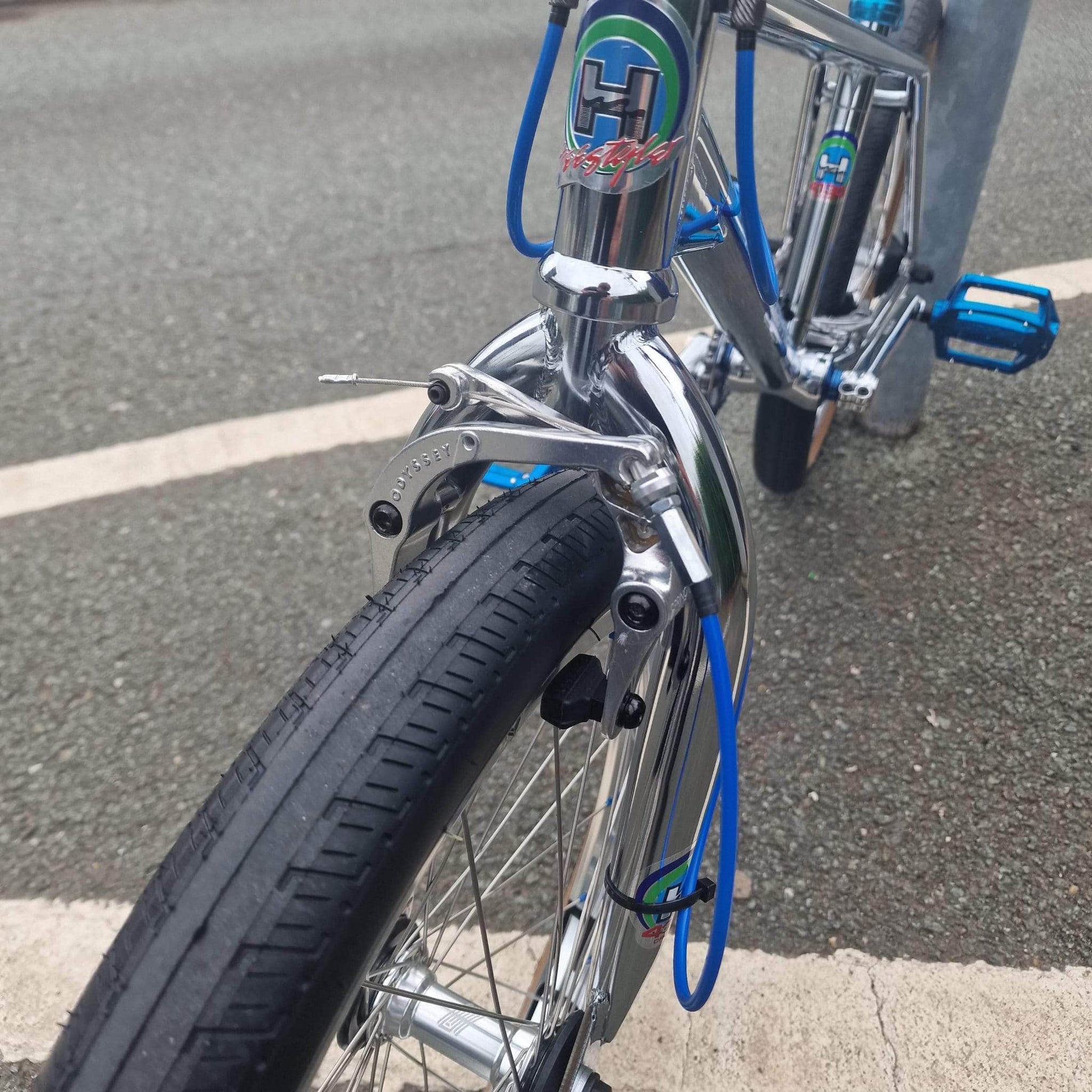 Haro Old School BMX Chrome Haro 40th Anniversary Bob Haro Freestyler Lineage Custom Bike Chrome / Blue