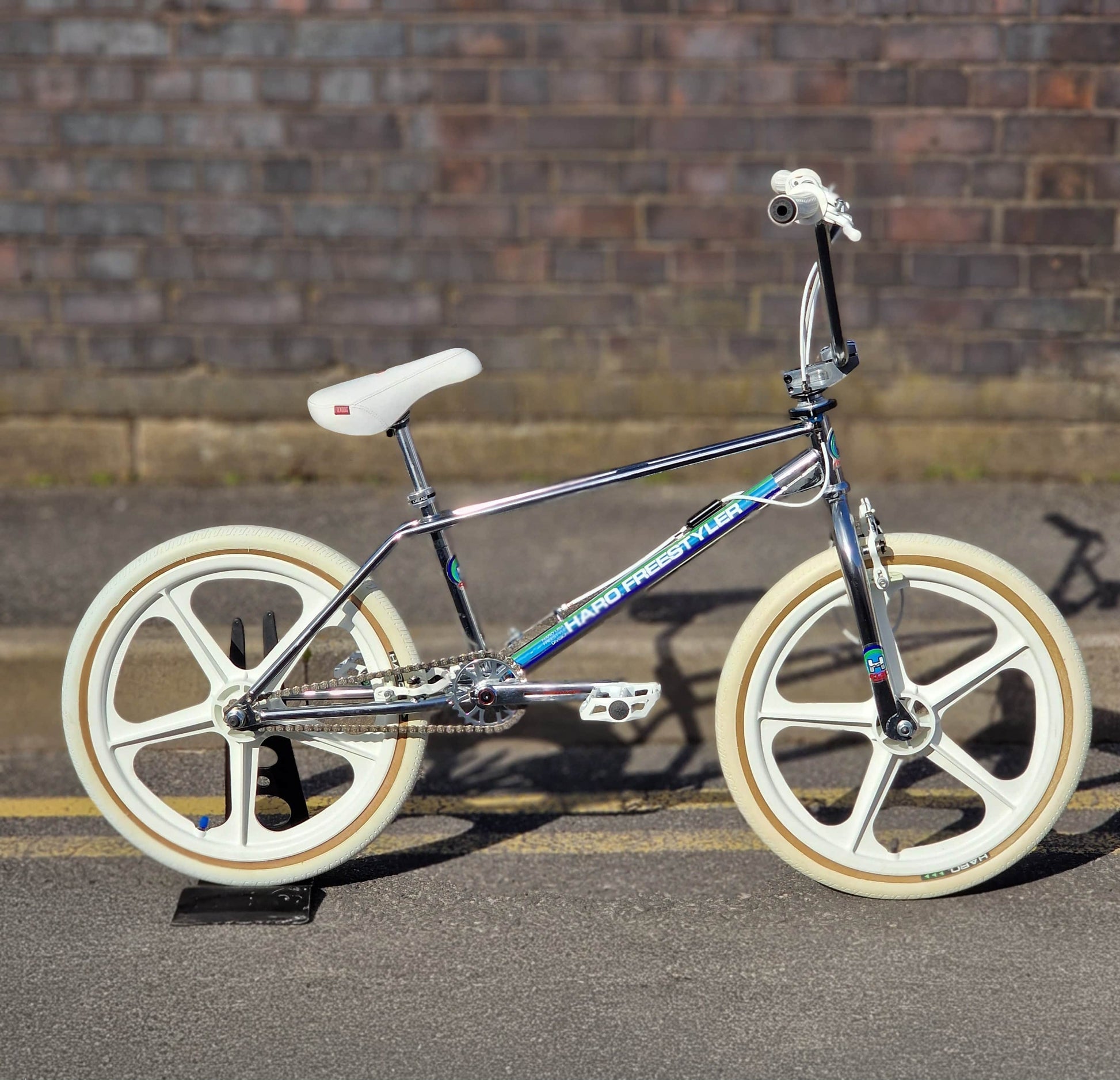Haro Old School BMX Bikes Haro 40th Anniversary Freestyler Bike Chrome / White Previously Owned
