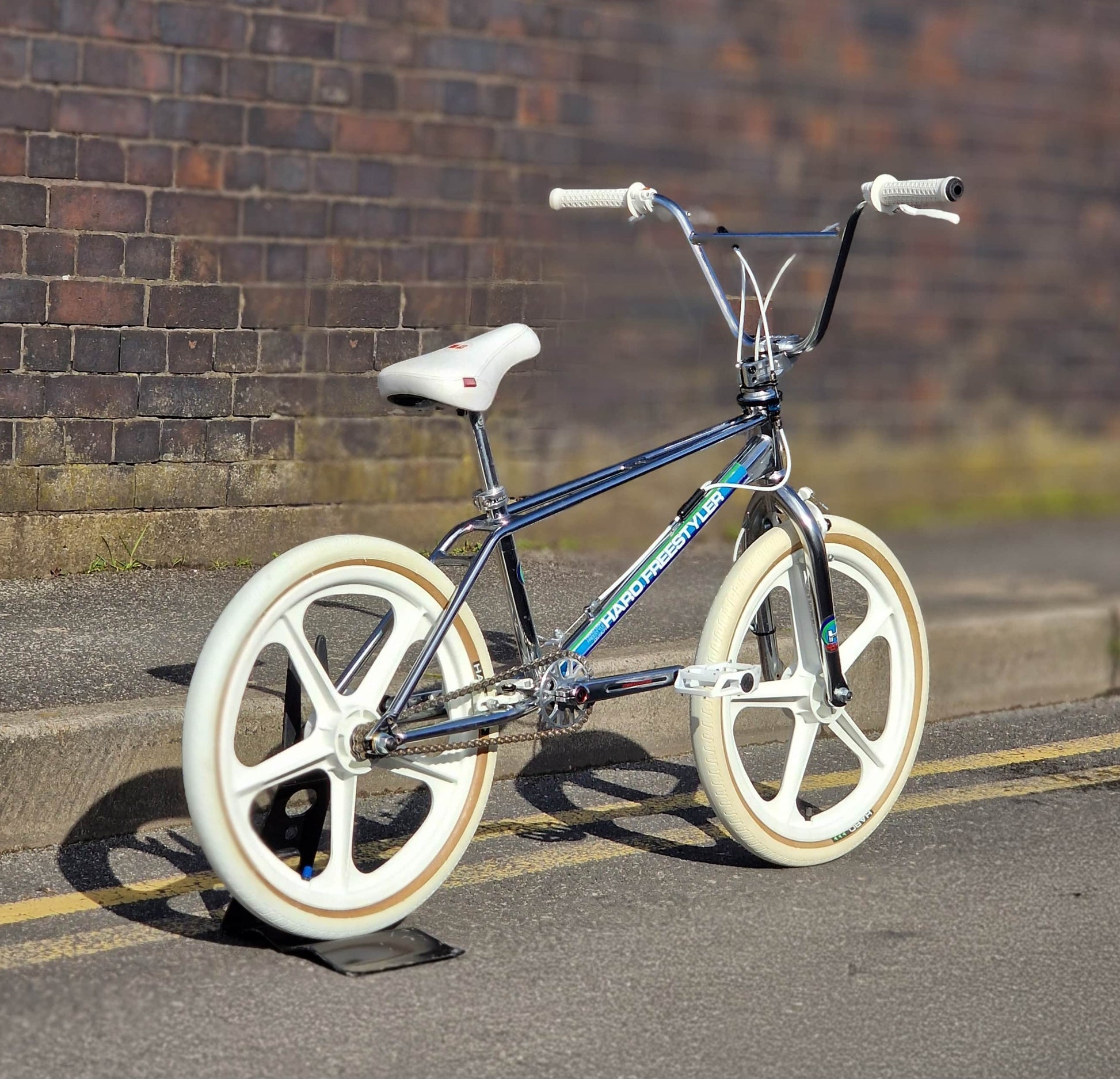 Haro Old School BMX Bikes Haro 40th Anniversary Freestyler Bike Chrome / White Previously Owned