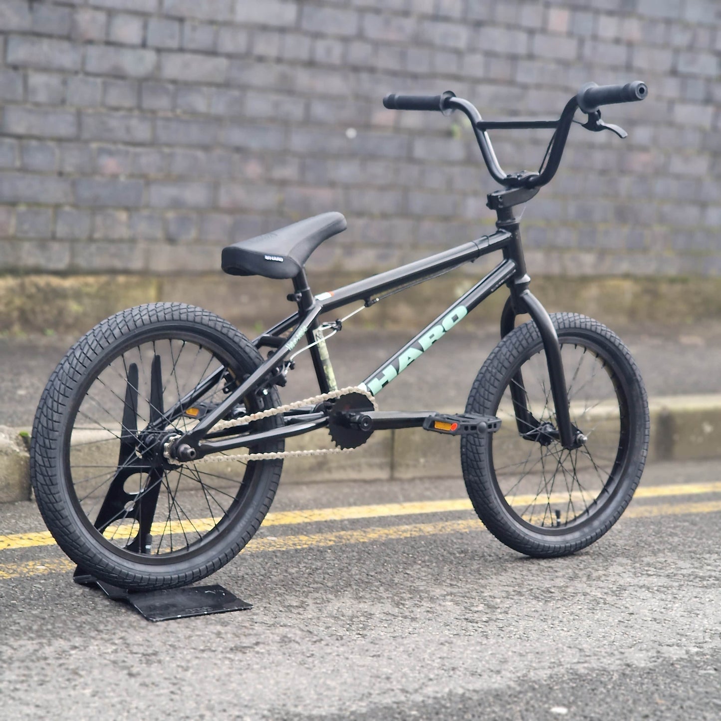 Haro BMX Bikes Semi-Gloss Black Haro Downtown 18 Inch Bike Semi-Gloss Black