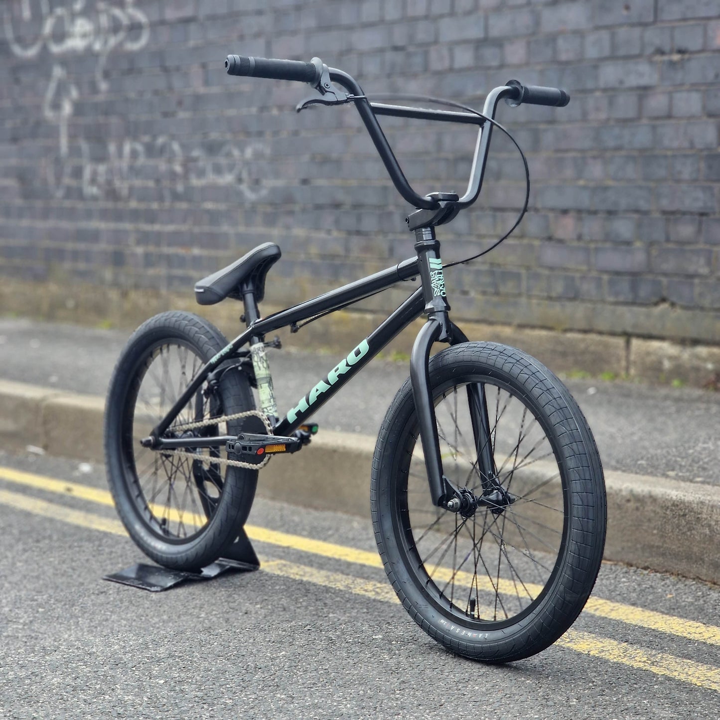 Haro BMX Bikes Semi-Gloss Black / 20.5 Haro Downtown 20.5" TT Bike Semi-Gloss Black