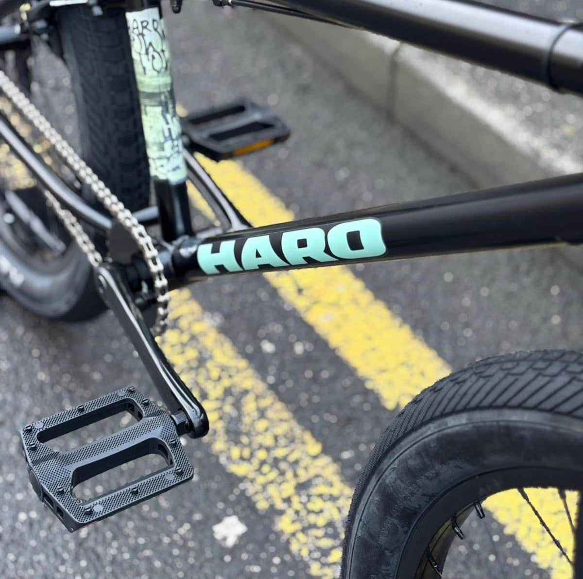 Haro BMX Bikes Semi-Gloss Black / 21.7 Haro Downtown 24 Inch Bike Gloss Semi-Gloss Black