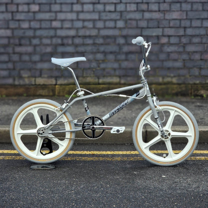 Haro Old School BMX Bikes Grey/White Haro Freestyler FST Sport Bike Grey / White Previously Owned