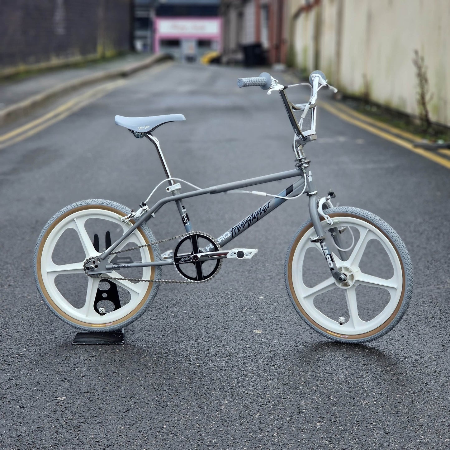 Haro Old School BMX Bikes Grey/White Haro Freestyler FST Sport Bike Grey / White Previously Owned