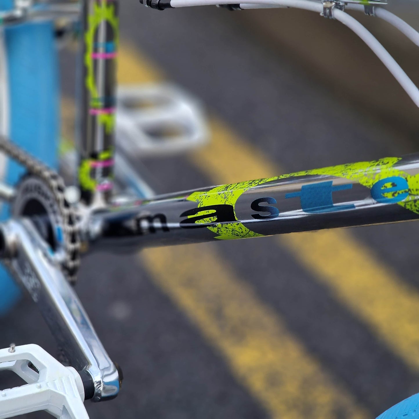 Haro Old School BMX Bikes Haro Lineage Ground Master Custom Bike Chrome