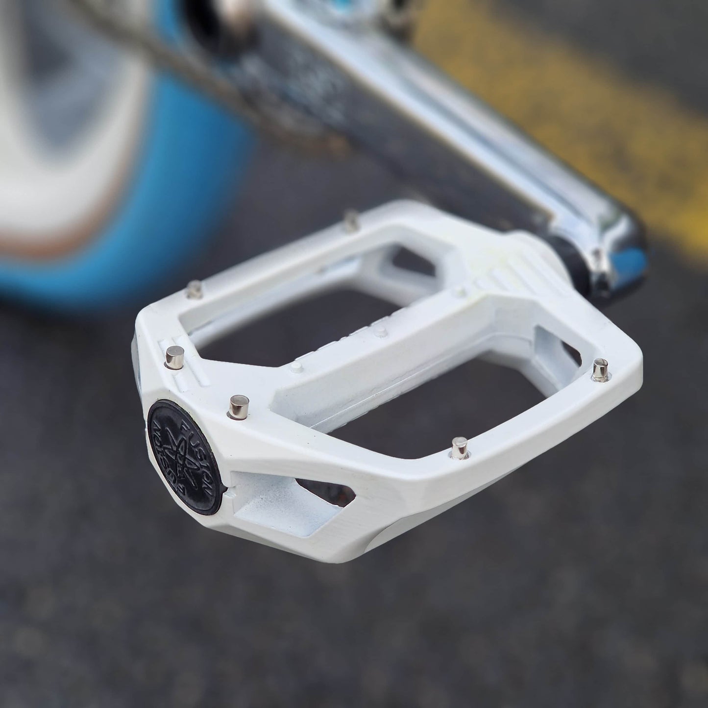 Haro Old School BMX Bikes Haro Lineage Ground Master Custom Bike Chrome