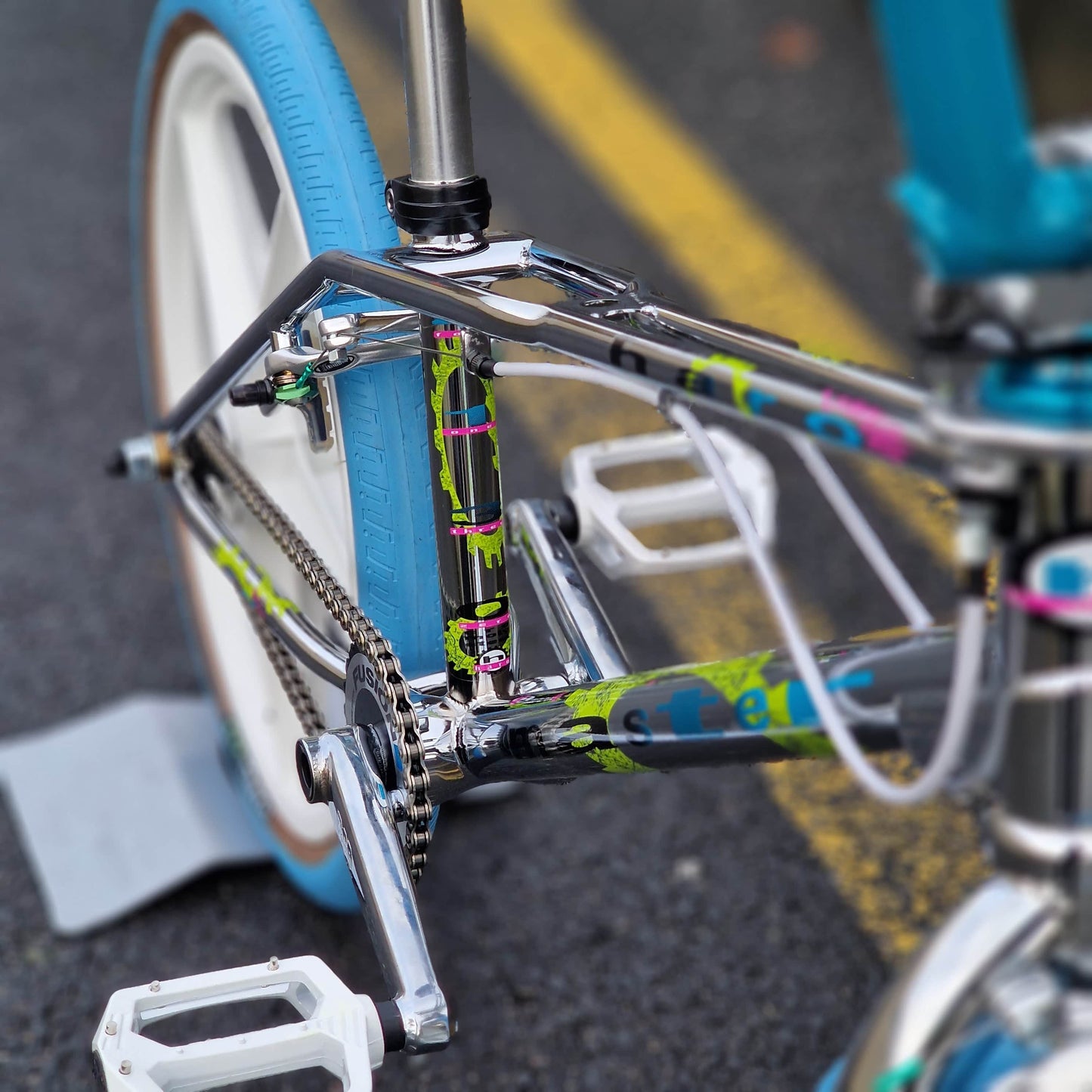 Haro Old School BMX Bikes Haro Lineage Ground Master Custom Bike Chrome