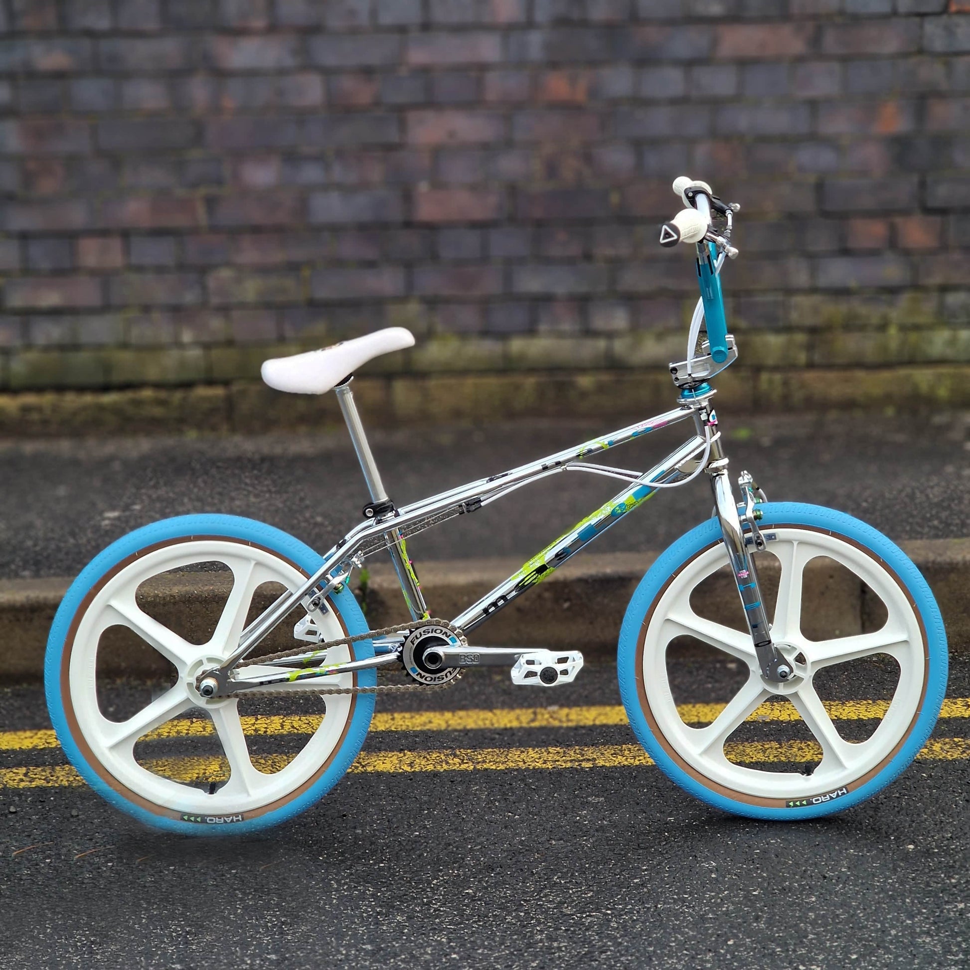 Haro Old School BMX Bikes Haro Lineage Ground Master Custom Bike Chrome