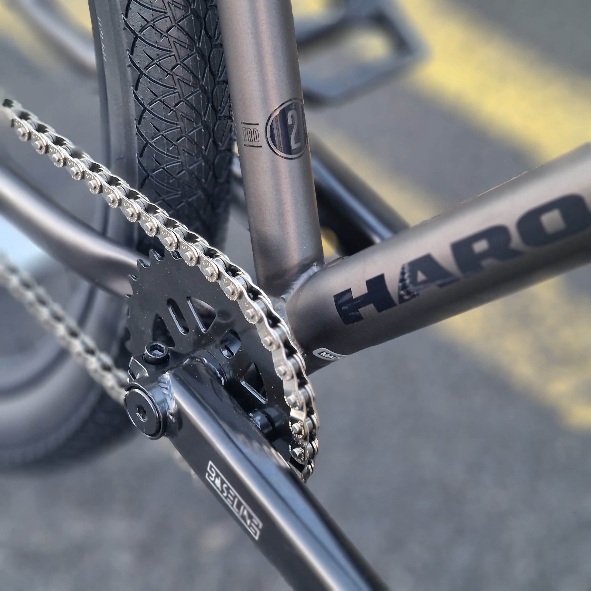 Haro Bikes Matte Black Haro Steel Reserve 2.0 26" Hardtail Dirt Jump Bike Matte Black