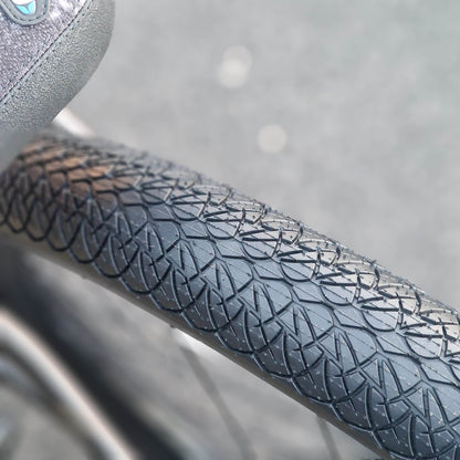 Haro Bikes Matte Black Haro Steel Reserve 2.0 26" Hardtail Dirt Jump Bike Matte Black