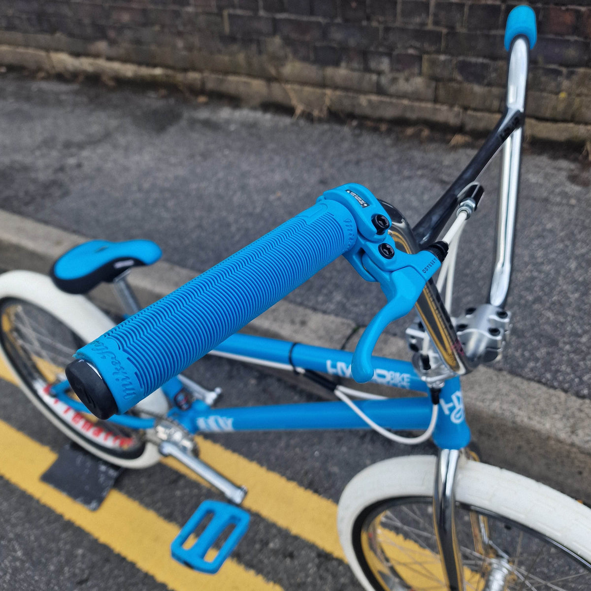Hyper BMX Bikes Blue / 20.8 Hyper Indy Custom Bike Blue