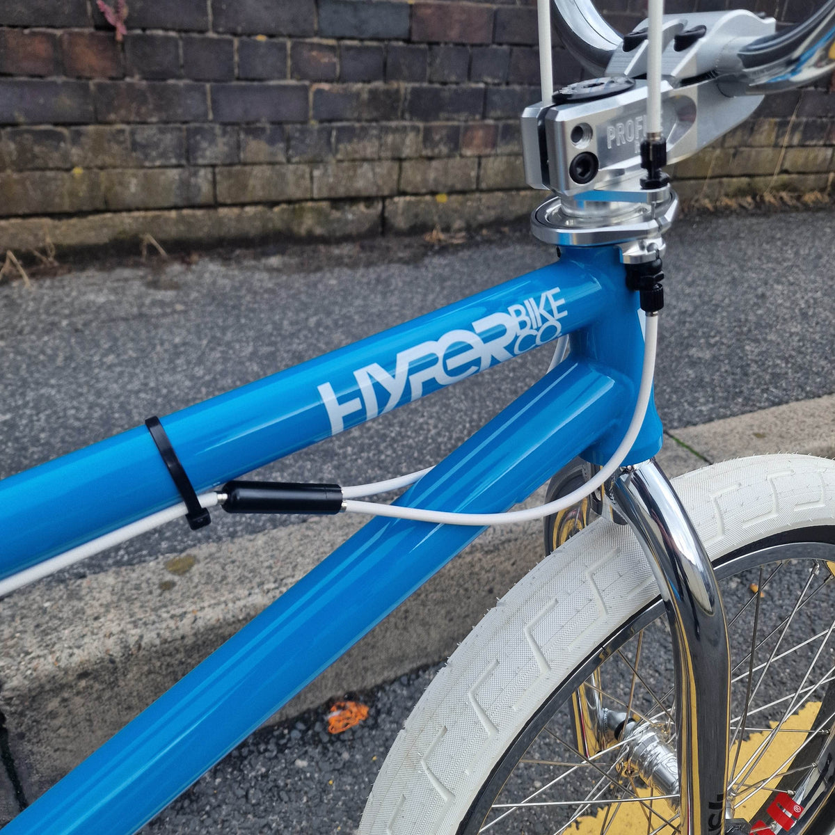 Hyper BMX Bikes Blue / 20.8 Hyper Indy Custom Bike Blue
