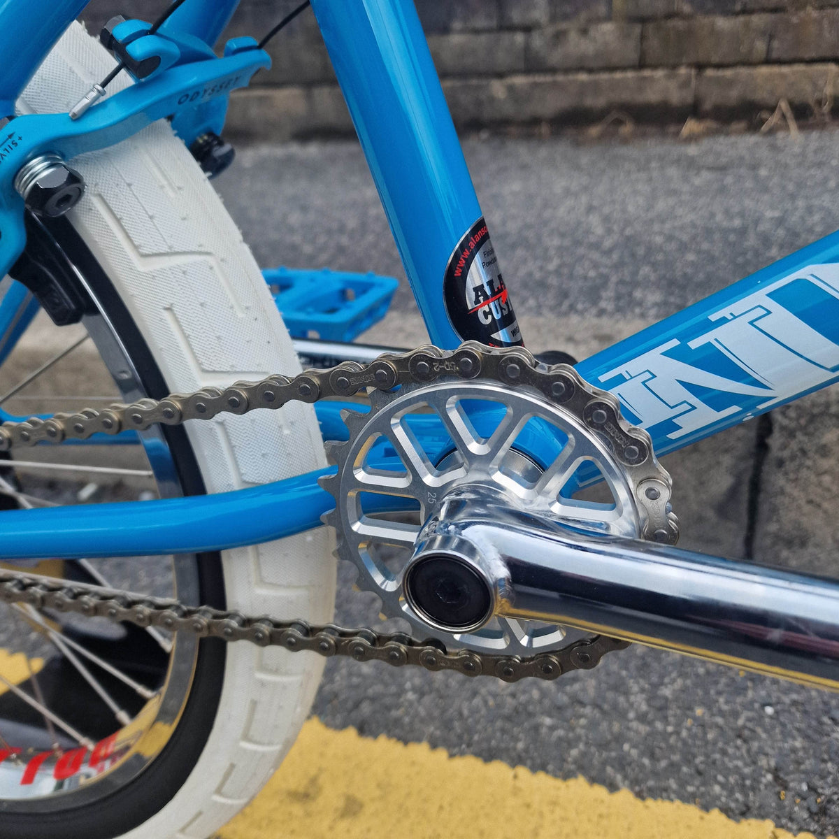 Hyper BMX Bikes Blue / 20.8 Hyper Indy Custom Bike Blue