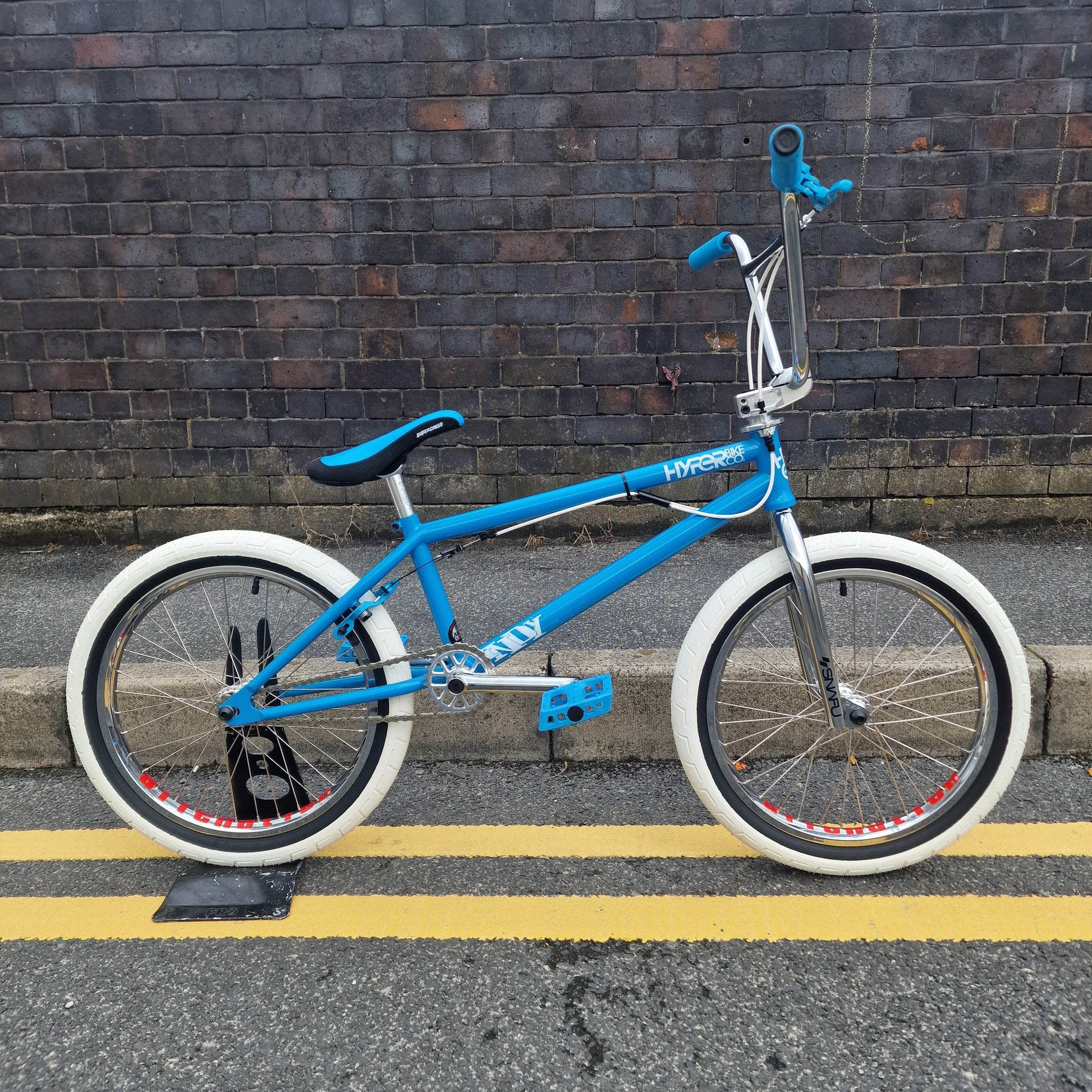 hyper bmx bicycles Indy Custom Bike Blue degree handlebar rotation and CORONA CENTENNIAL SHUTOUT WIN S25carryoverstyle Rod Length & Weight:9' #9