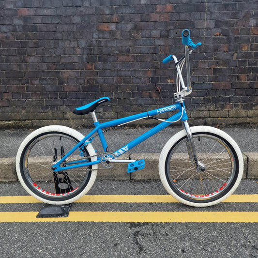 Hyper BMX Bikes Blue / 20.8 Hyper Indy Custom Bike Blue