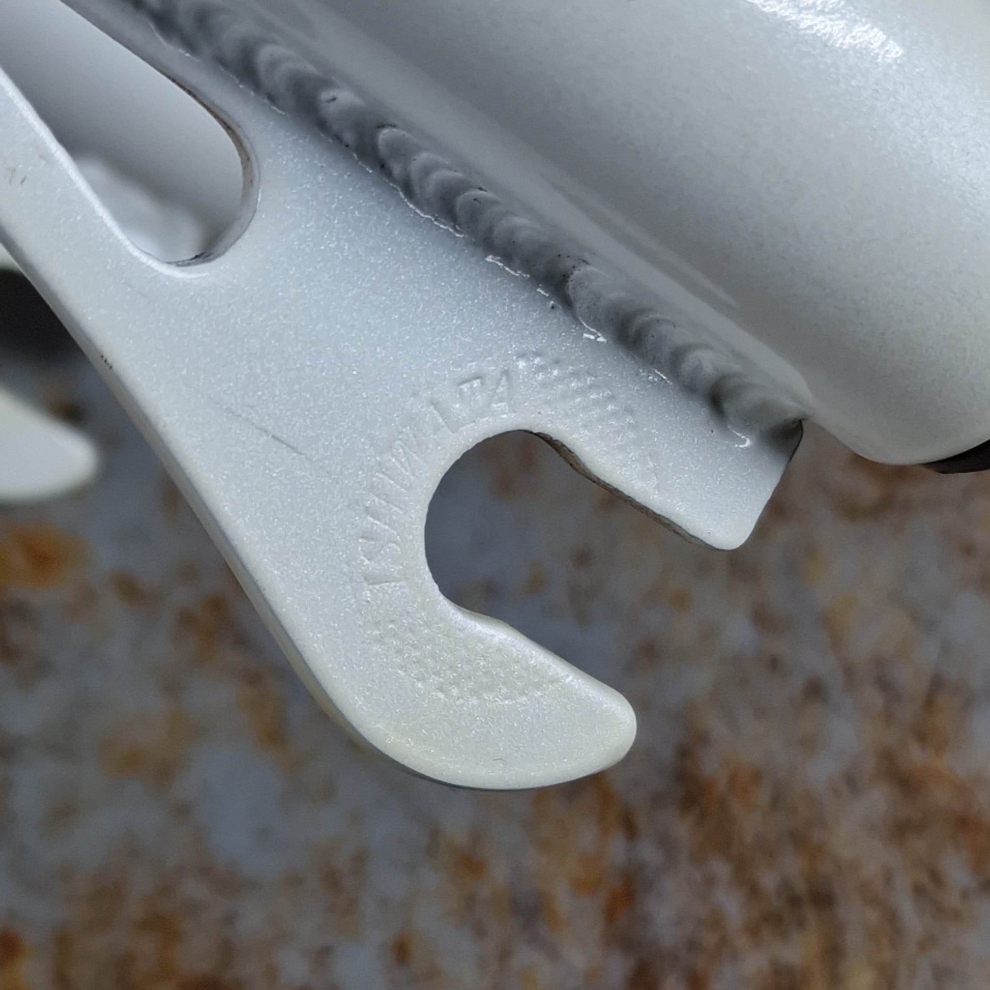 Ishiwata Ishiwata 1" Threaded Fork White