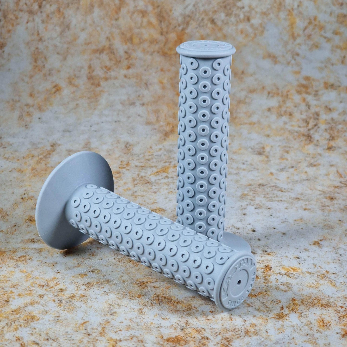 Redline Old School BMX Magnesium Grey Kastan Since 1988 Grips