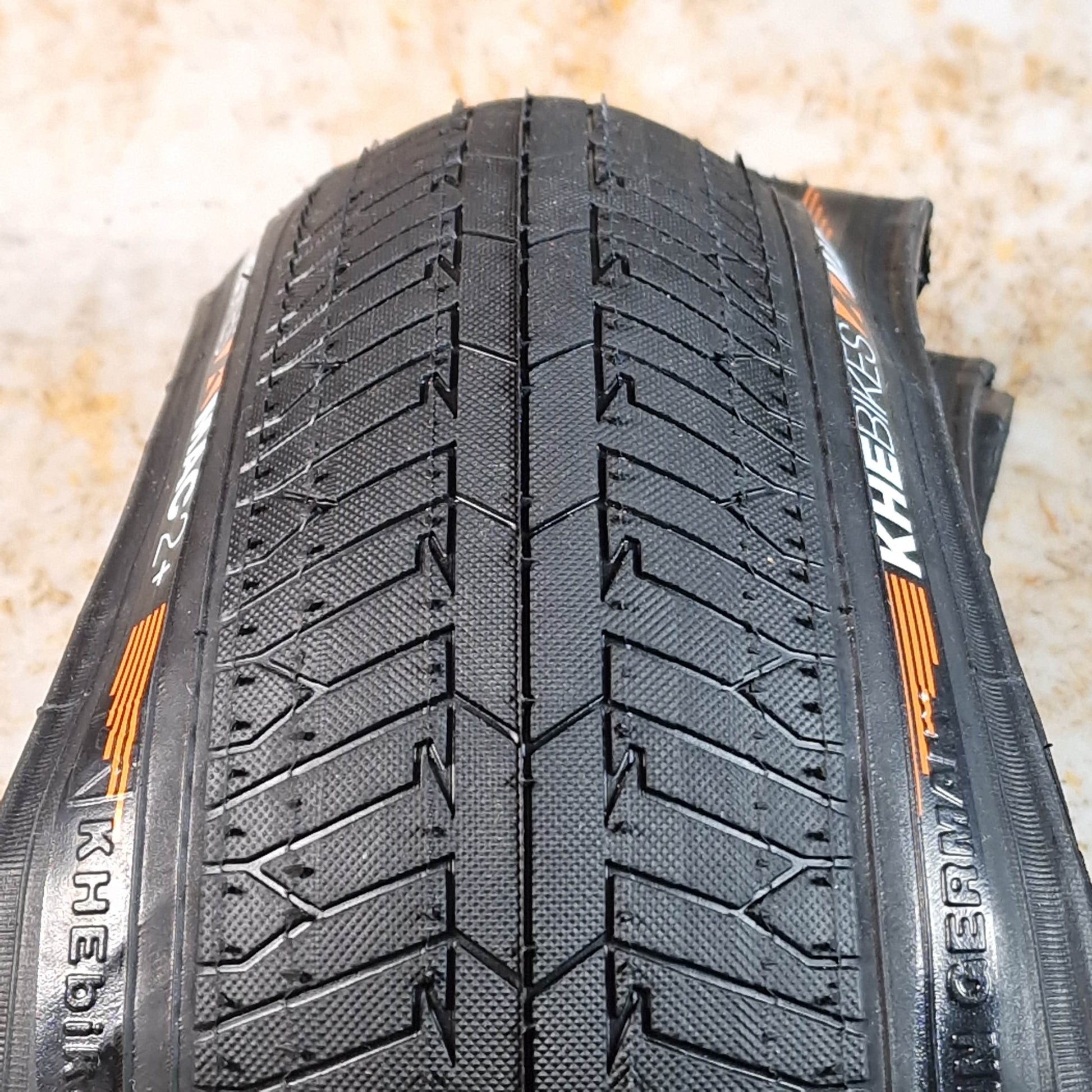 KHE BMX Parts 20 x 2.3 KHE Mac2+ Folding 2.30" Tyre