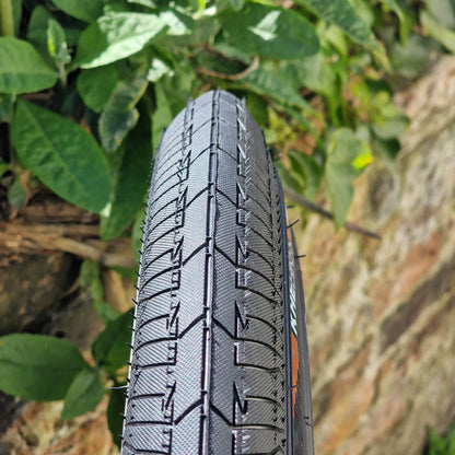 KHE BMX Parts 20x2.30 KHE Mac2+ Wire Bead 2.30" Tyre