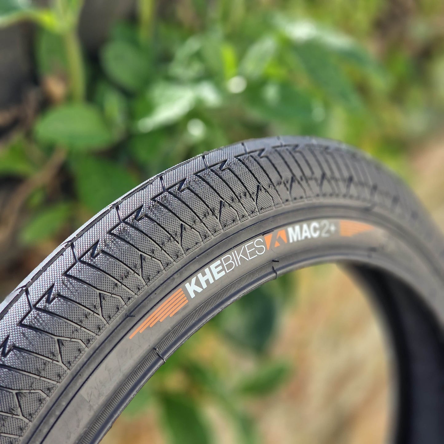 KHE BMX Parts 20x2.30 KHE Mac2+ Wire Bead 2.30" Tyre