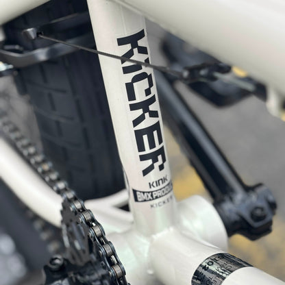 Kink BMX Bikes Glacier White Kink 2027 Kicker 18 Inch Bike Glacier White