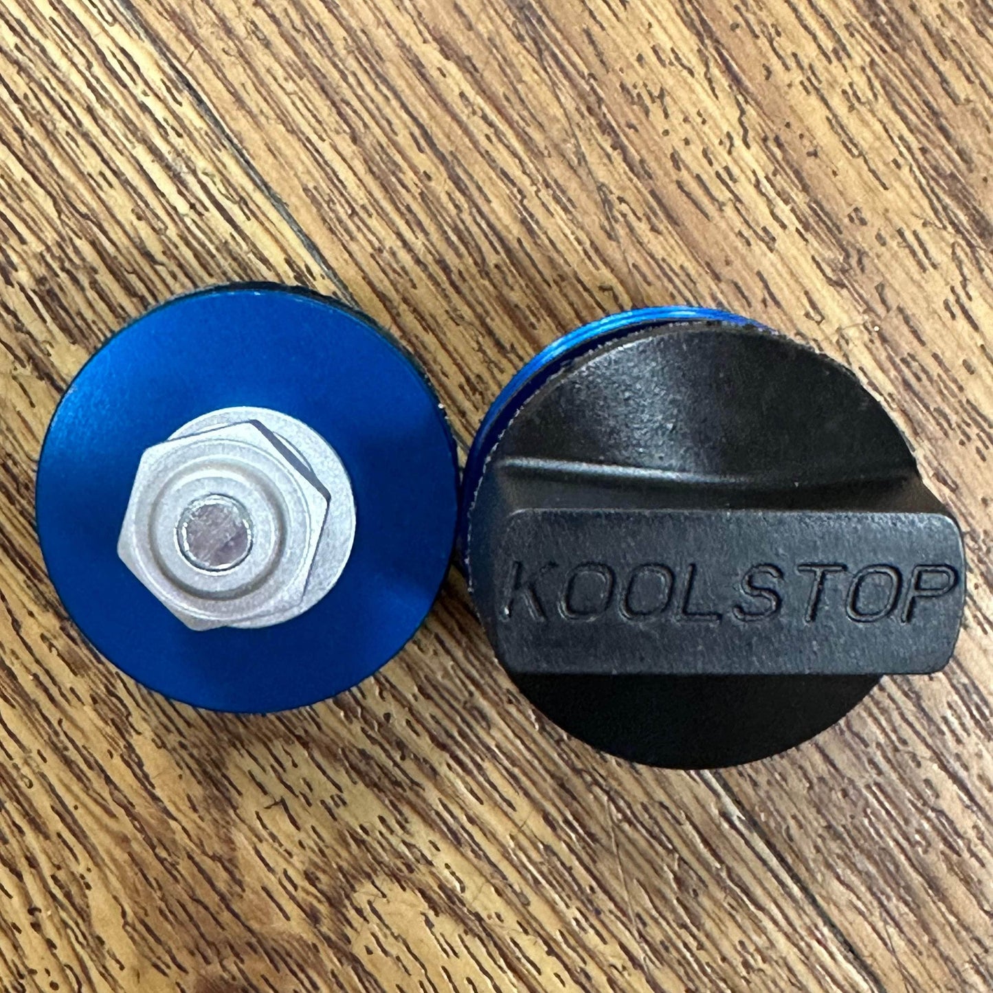 Kool Stop Old School BMX Blue Kool Stop International Black Brake Pads