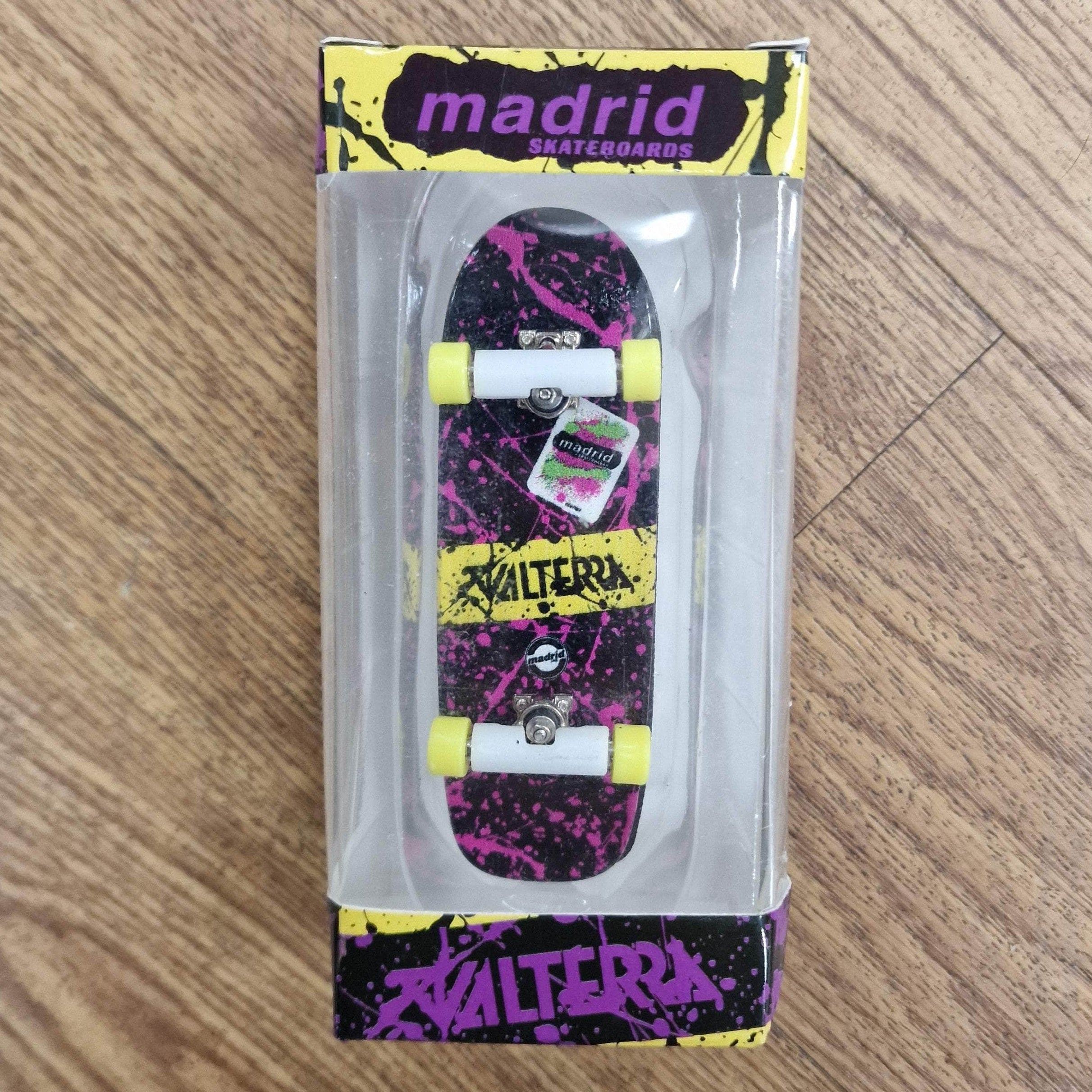 Madrid x Valterra Back To The Future Fingerboard Replica | Alans BMX