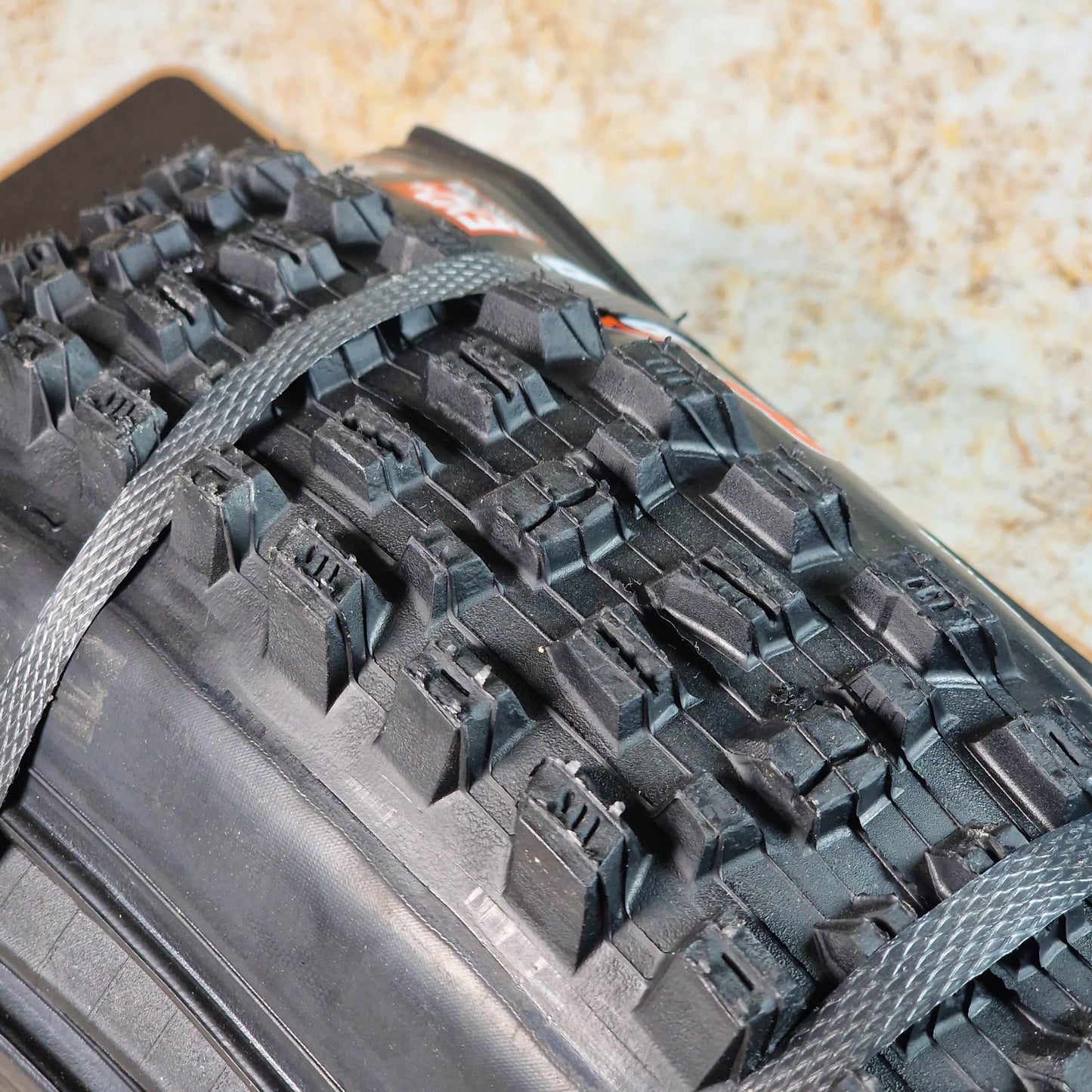 Maxxis Bikes Maxxis Assegai 60TPI Folding MaxxGrip EXO+ Tubeless Tyre