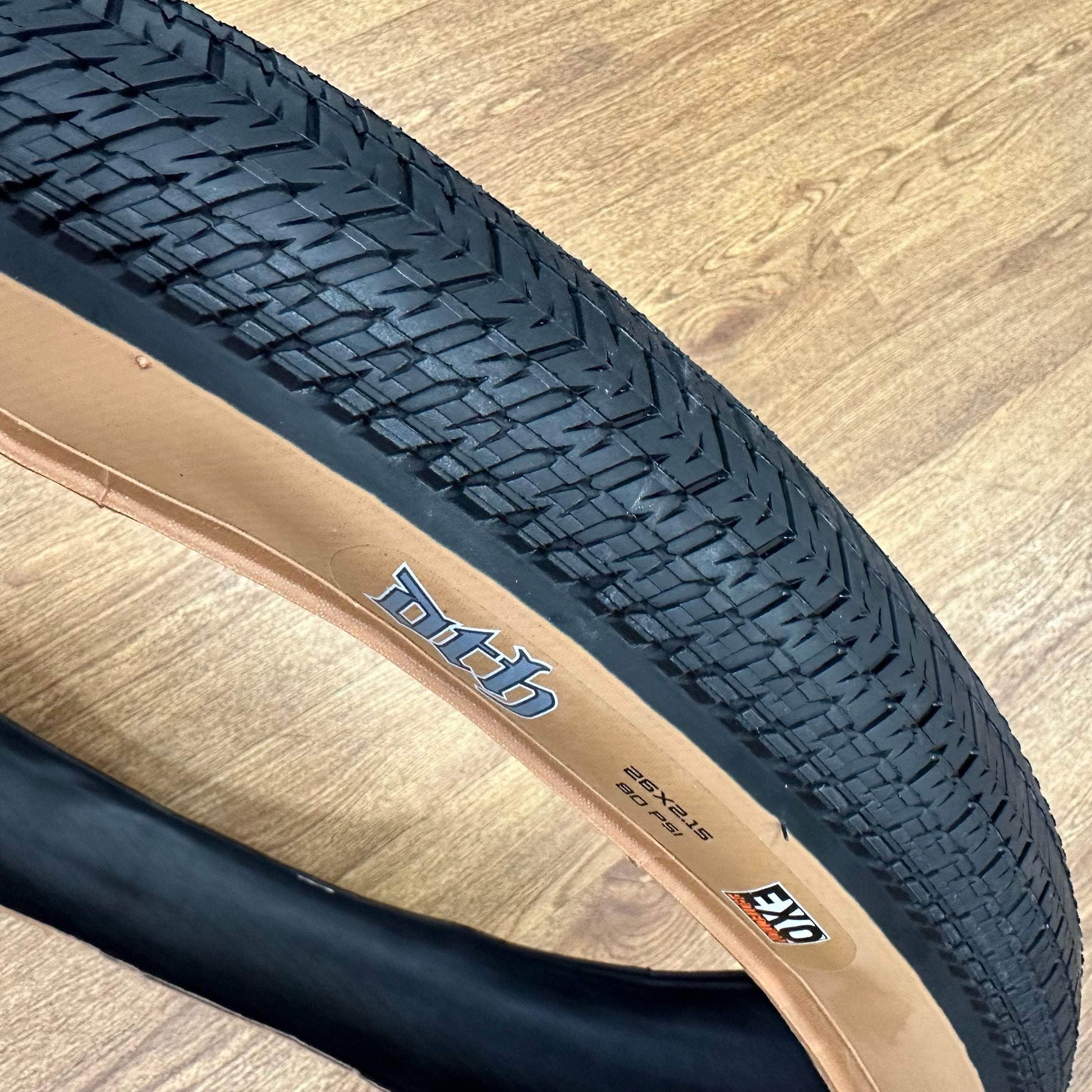 Maxxis DTH 26 inch Tyre Tanwall Alans BMX - Main Image