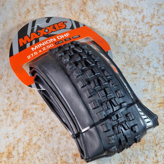 Maxxis Bikes Maxxis Minion DHF 60TPI Folding 3C MaxxGrip EXO Tubeless Tyre